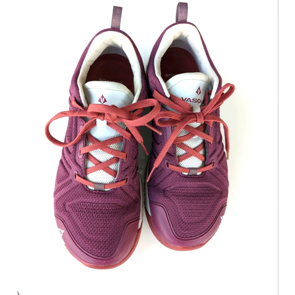 Vasque Satoru Trail running/hiking shoes Size 7, Sparrow berry color